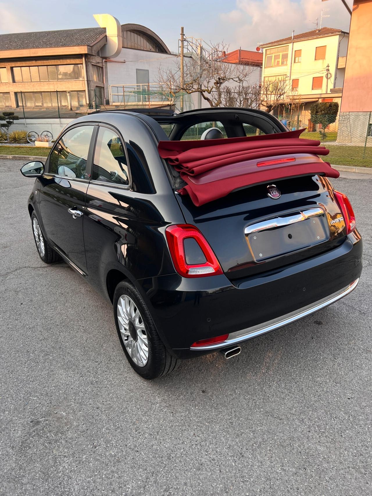 Fiat 500 C 1.0 Hybrid Dolcevita