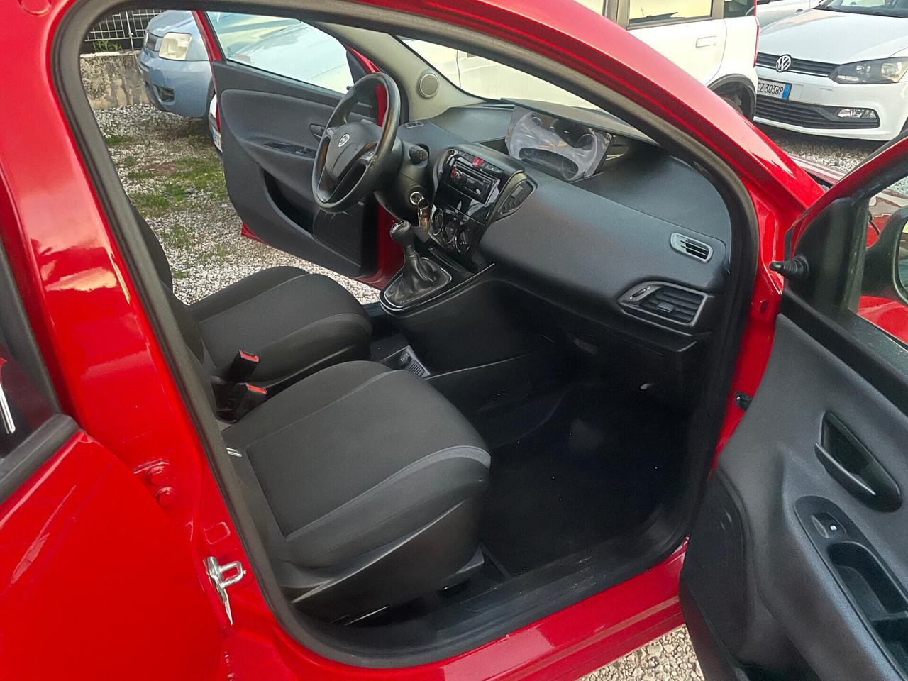 Lancia Ypsilon 1.3 MJT 5 PORTE DIESEL