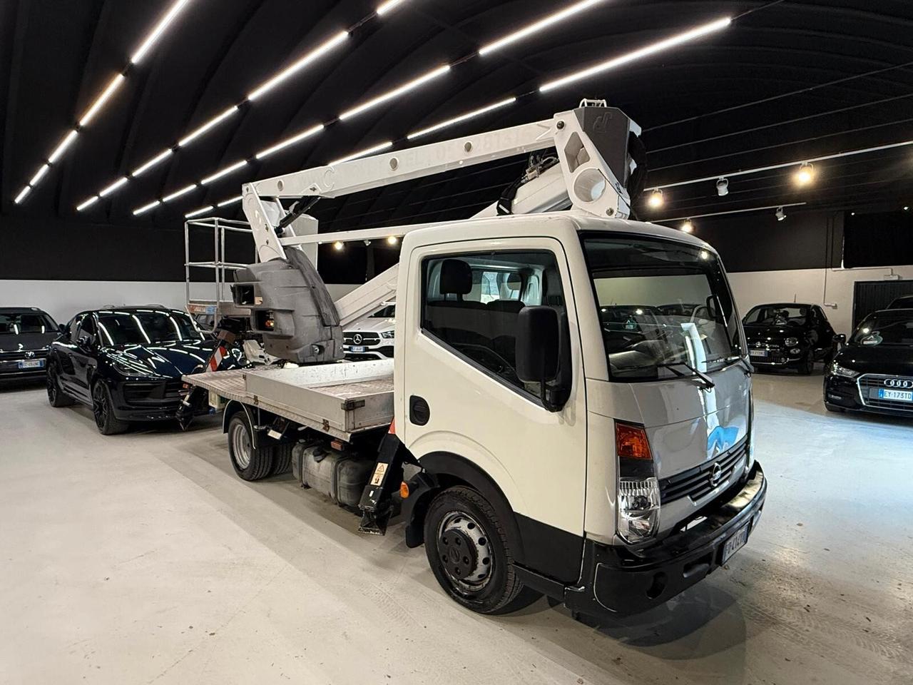 NISSAN CABSTAR CESTELLO 21 METRI