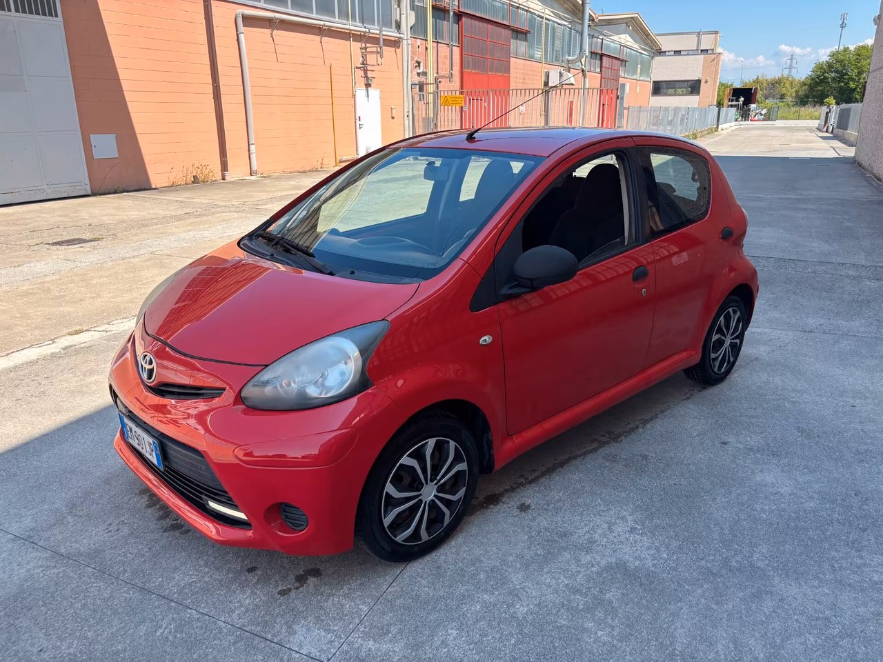 Toyota Aygo 1.0 12V VVT-i 5 porte Lounge Connect