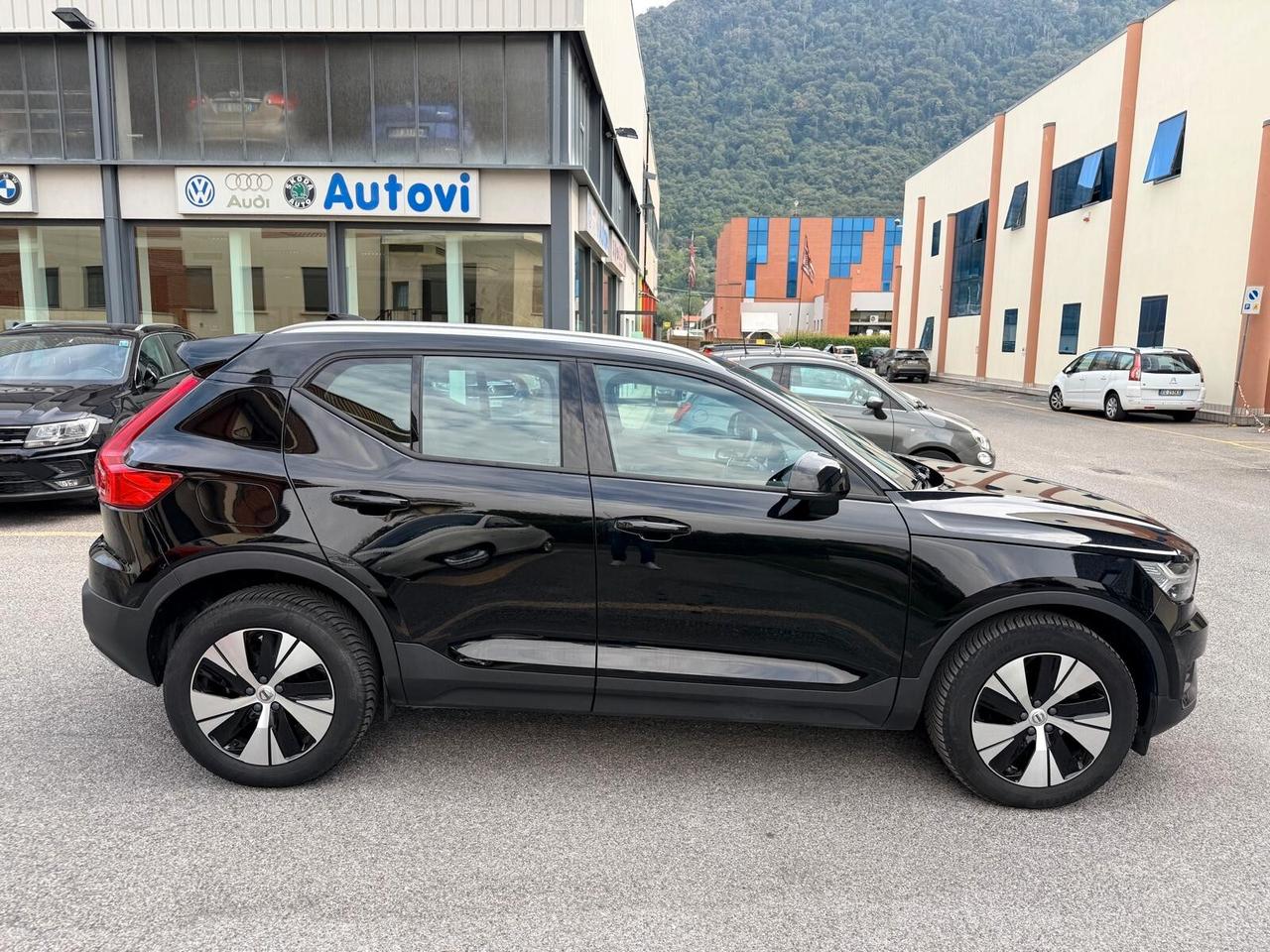Volvo XC40 T3 Momentum 163CV My21