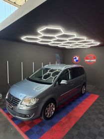 Volkswagen Touran 2.0 TDI DPF Highline