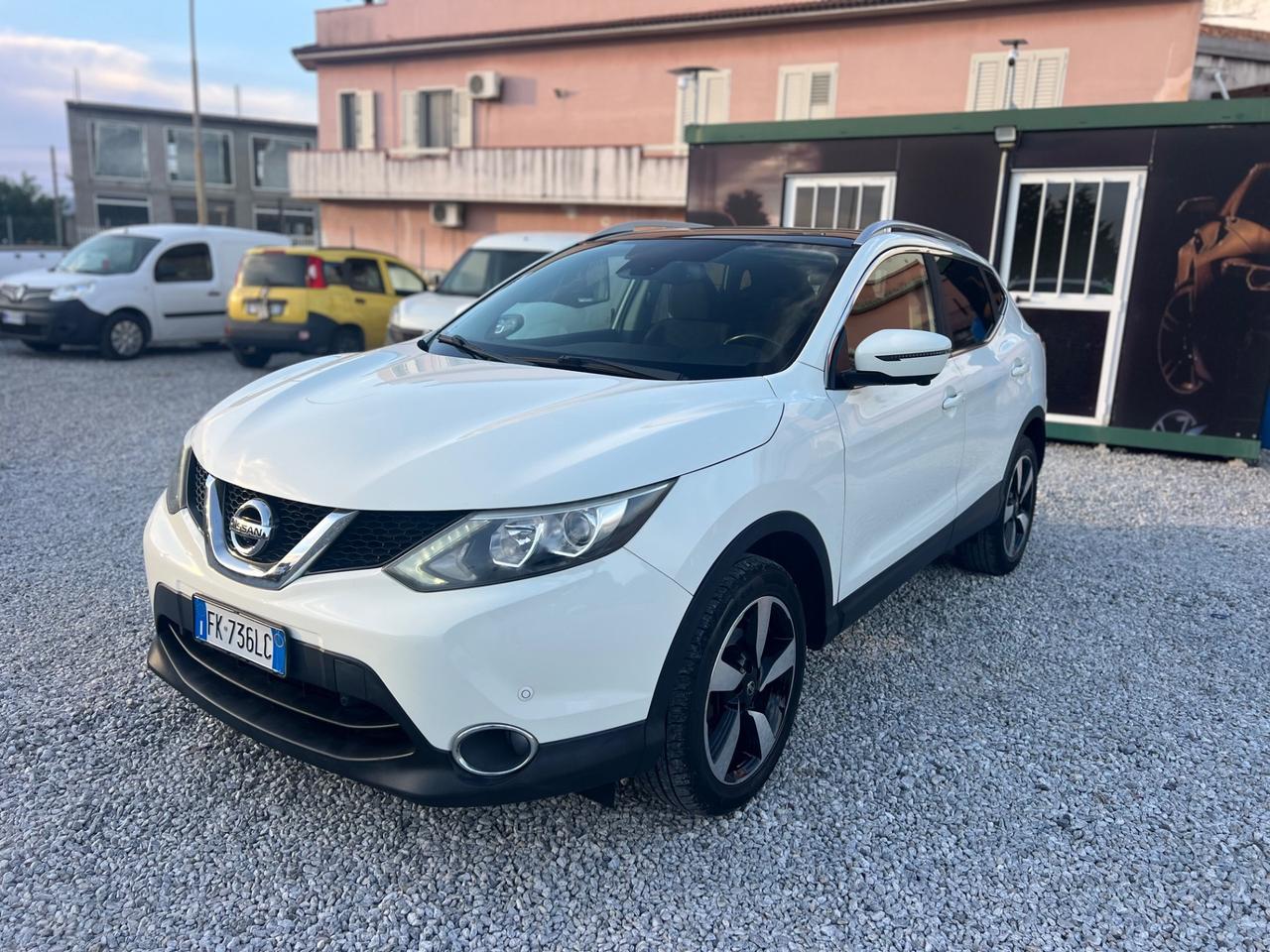 Nissan Qashqai 1.5 dCi N-Connecta