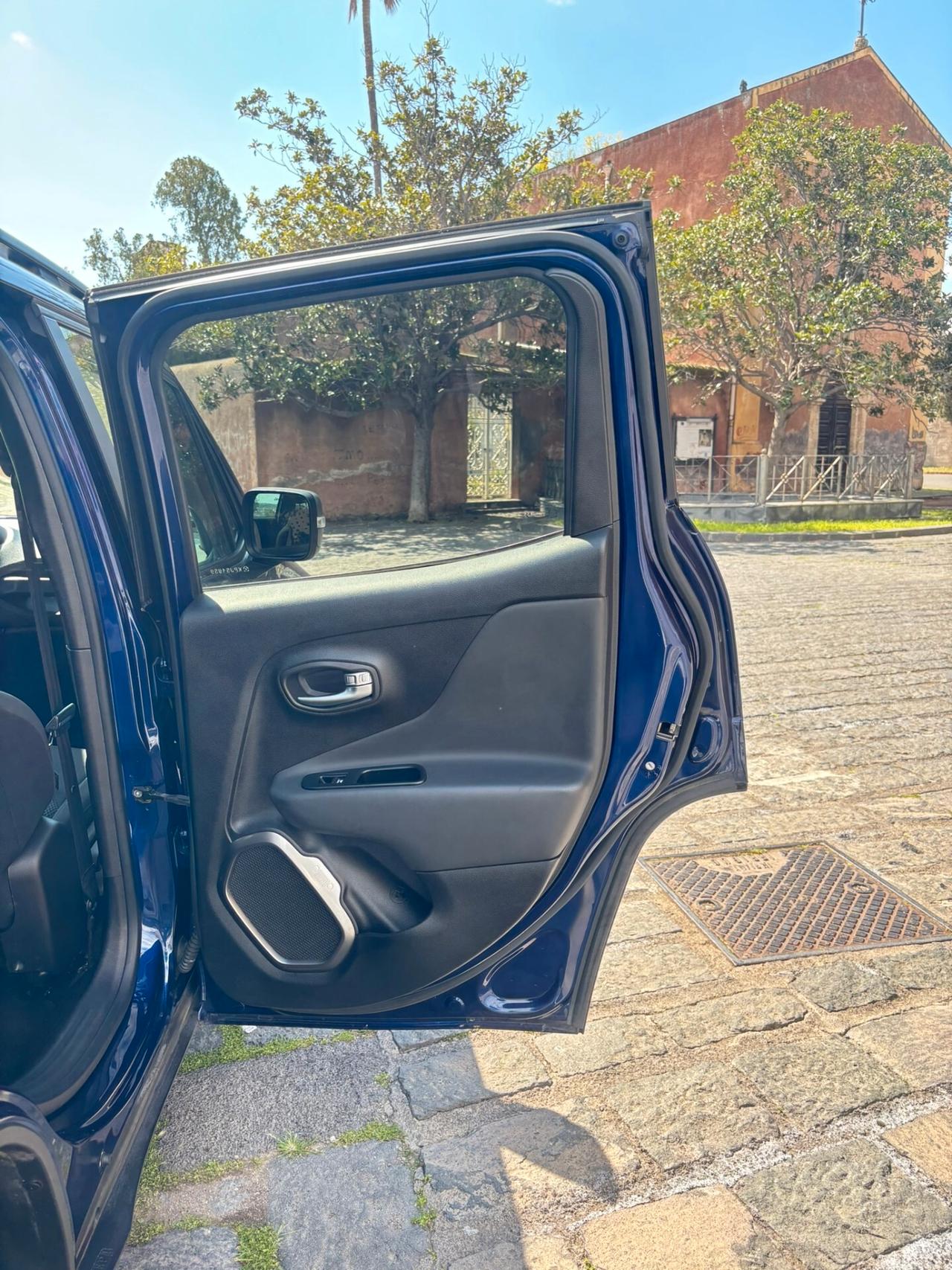 Jeep Renegade 1.6 M-Jet Brooklyn Edition FWD