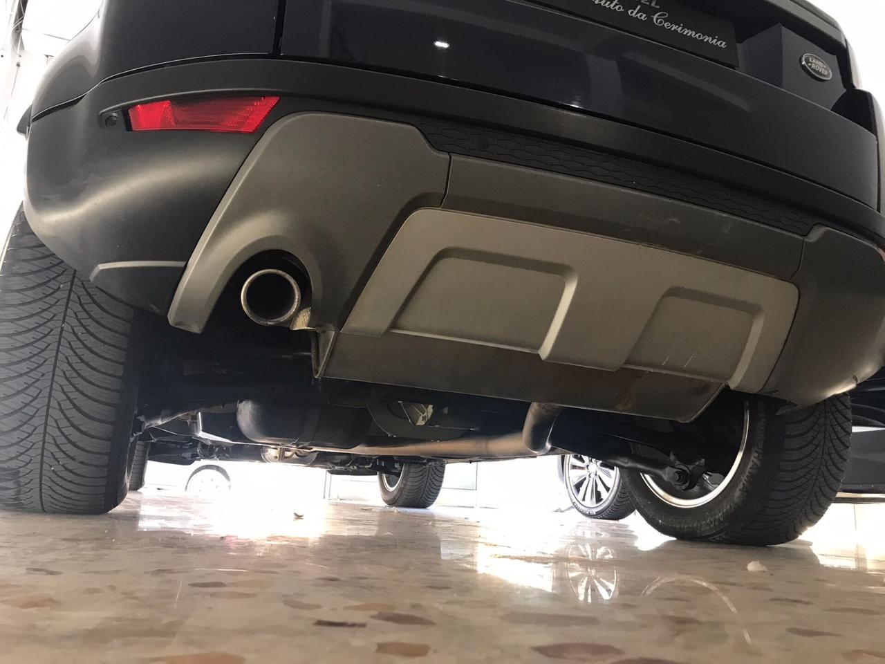 Land Rover Evoque 2.2 TD4 5p. PRESTIGE PANORAMICO