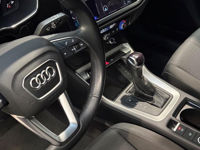 AUDI Q3 SPB 45 TFSI e S tronic Business Plus