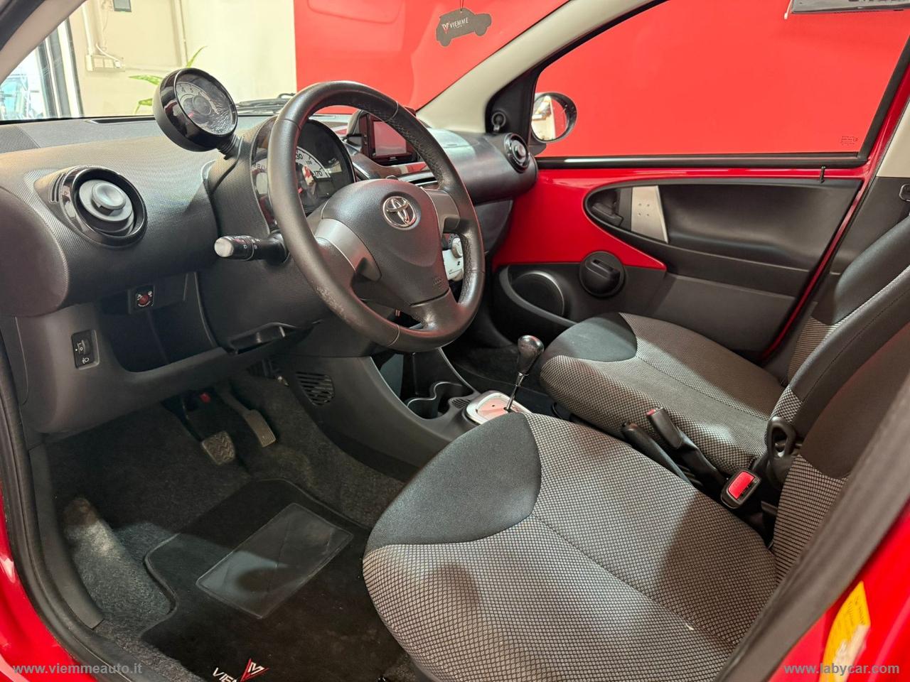 TOYOTA Aygo 1.0 12V VVT-i 5p.Cool Soda Conn.MMT