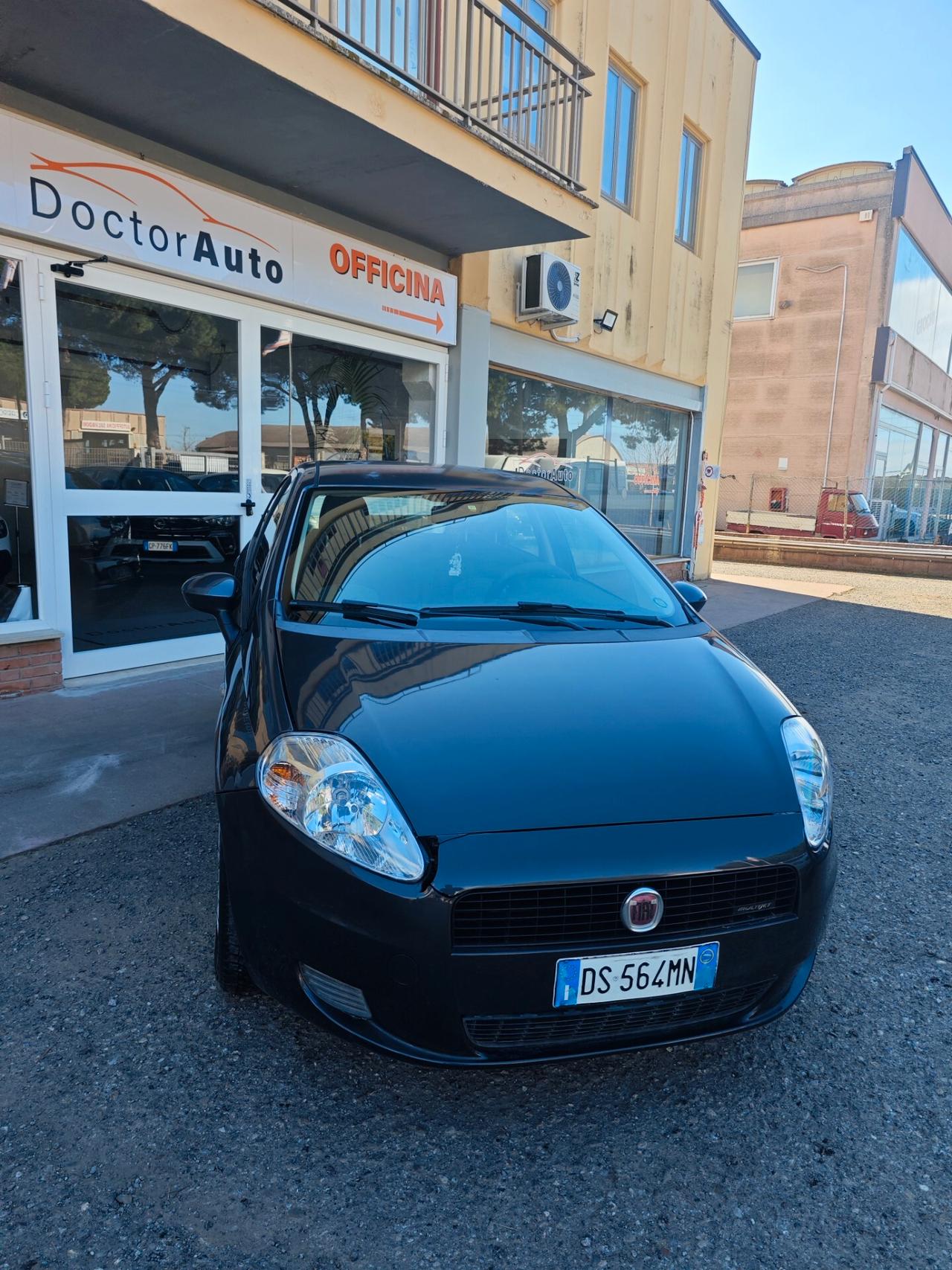 Fiat Grande Punto 1.3 MJT 75 CV 5 porte Dynamic