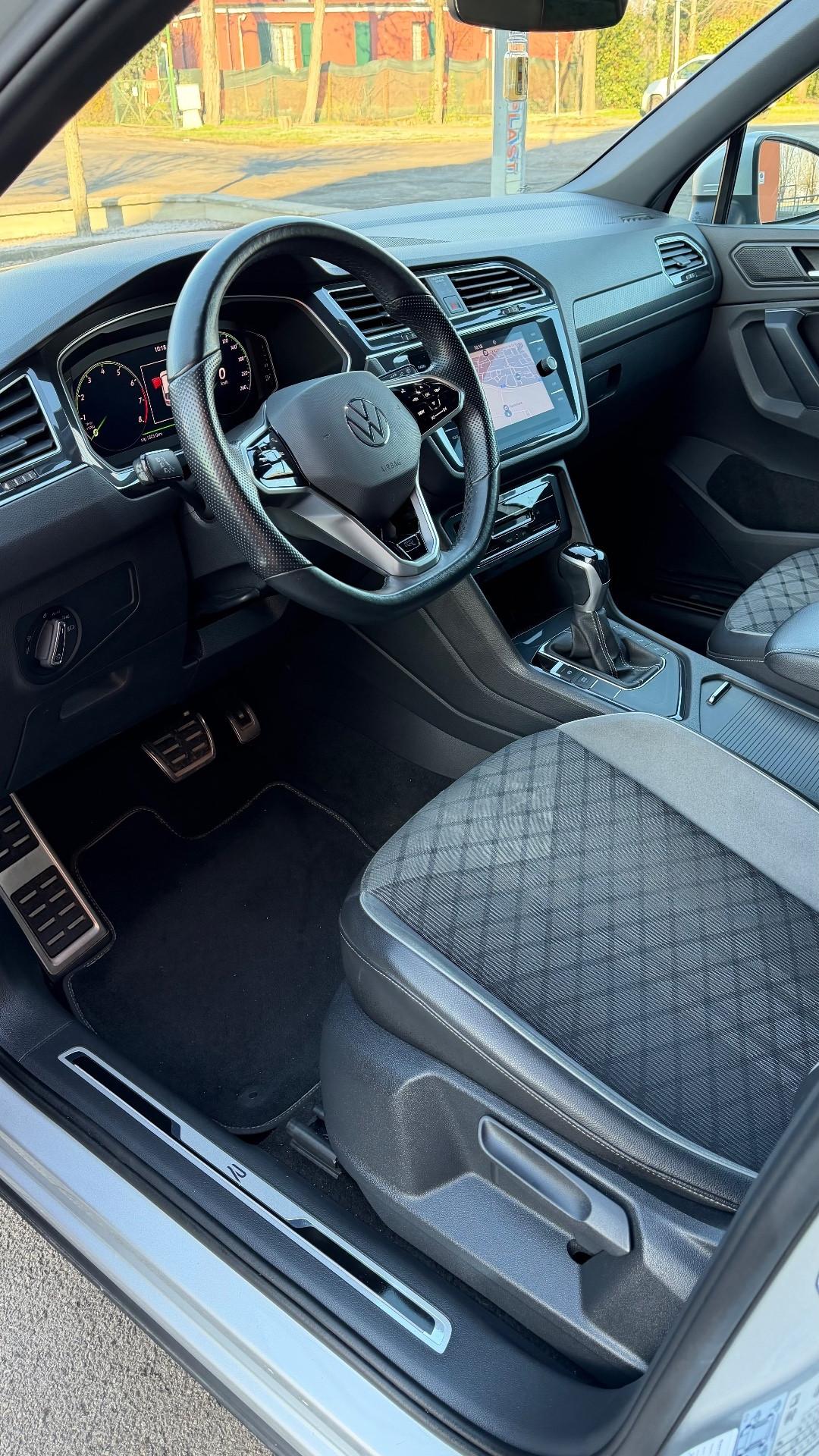 Volkswagen Tiguan 1.5 TSI 150 CV DSG ACT R-Line