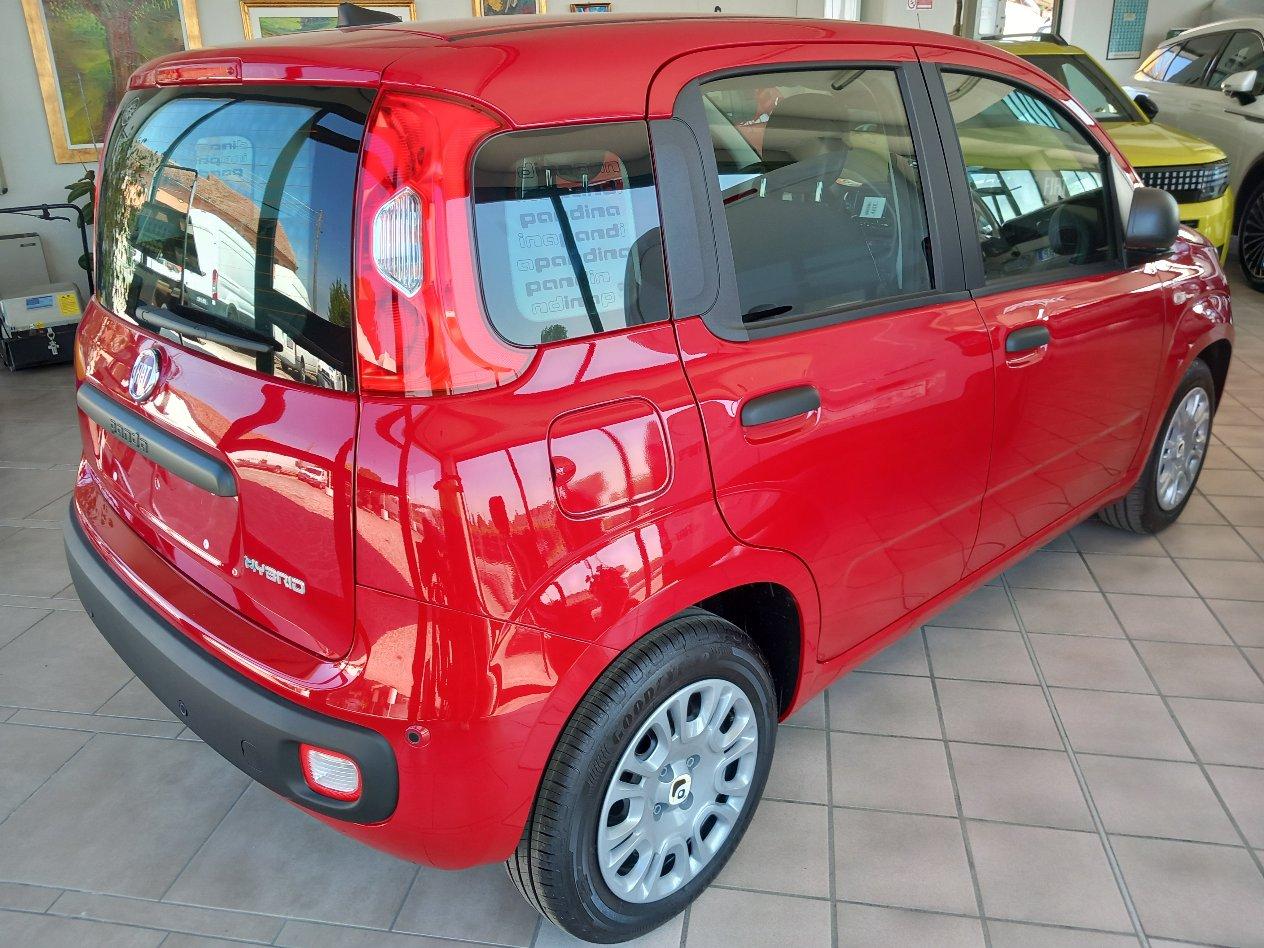 FIAT Panda 1.0 FireFly S&S Hybrid x Neopatenteti
