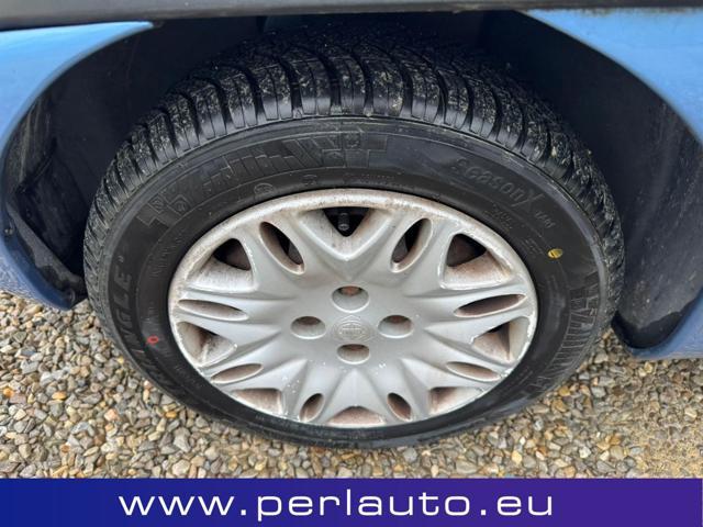 LANCIA Y 1.2i 16V LS CAMBIO AUTOMATICO