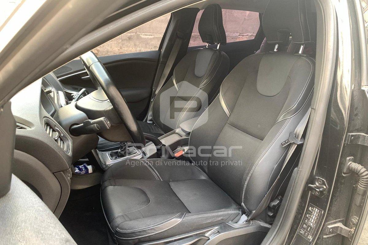 VOLVO V40 D2 1.6 Kinetic
