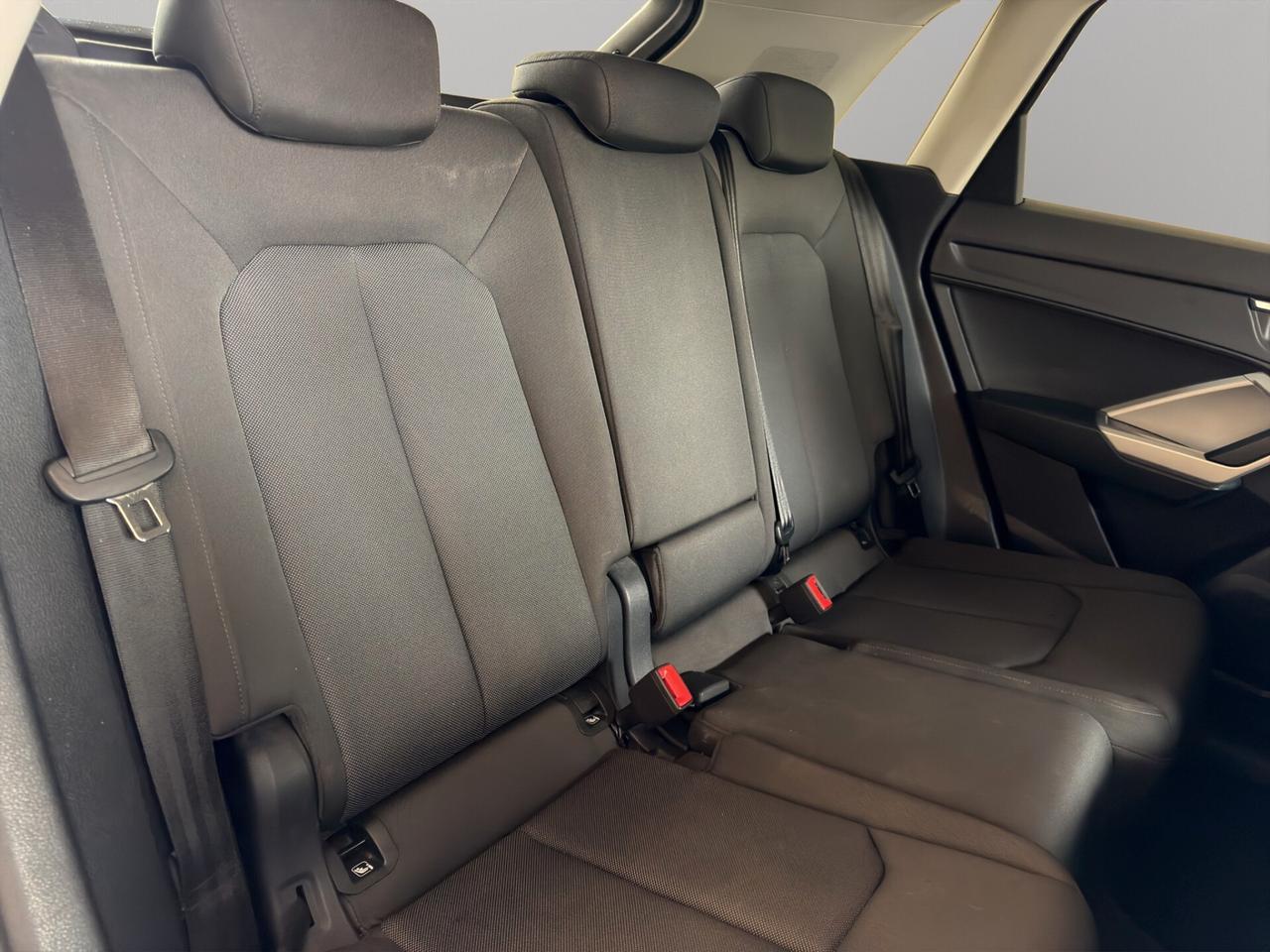 Audi Q3 35 TDI quattro S tronic