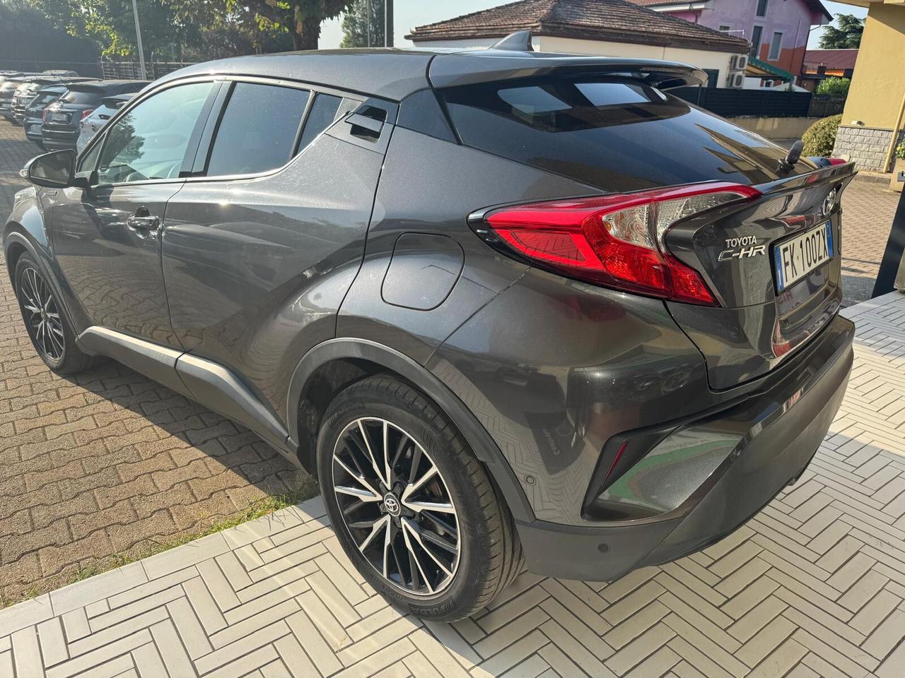 Toyota C-HR 1.8 Hybrid E-CVT Lounge