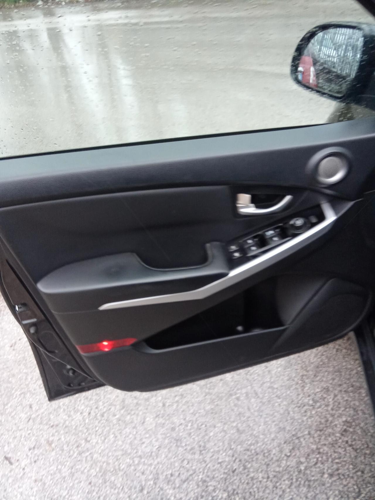 Ssangyong Korando 2.0 2WD GPL 016