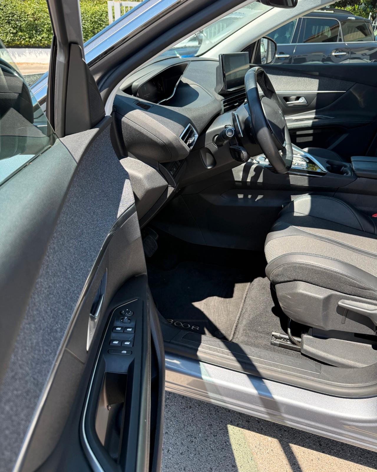 Peugeot 3008 BlueHDi 130 S&S EAT8 Allure Pack
