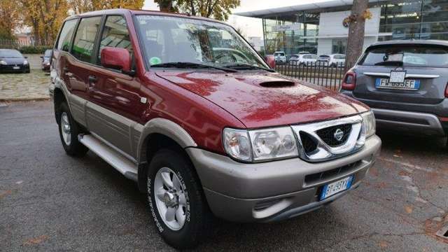 Nissan Terrano Terrano 5p 2.7 tdi Autocarro 5 posti