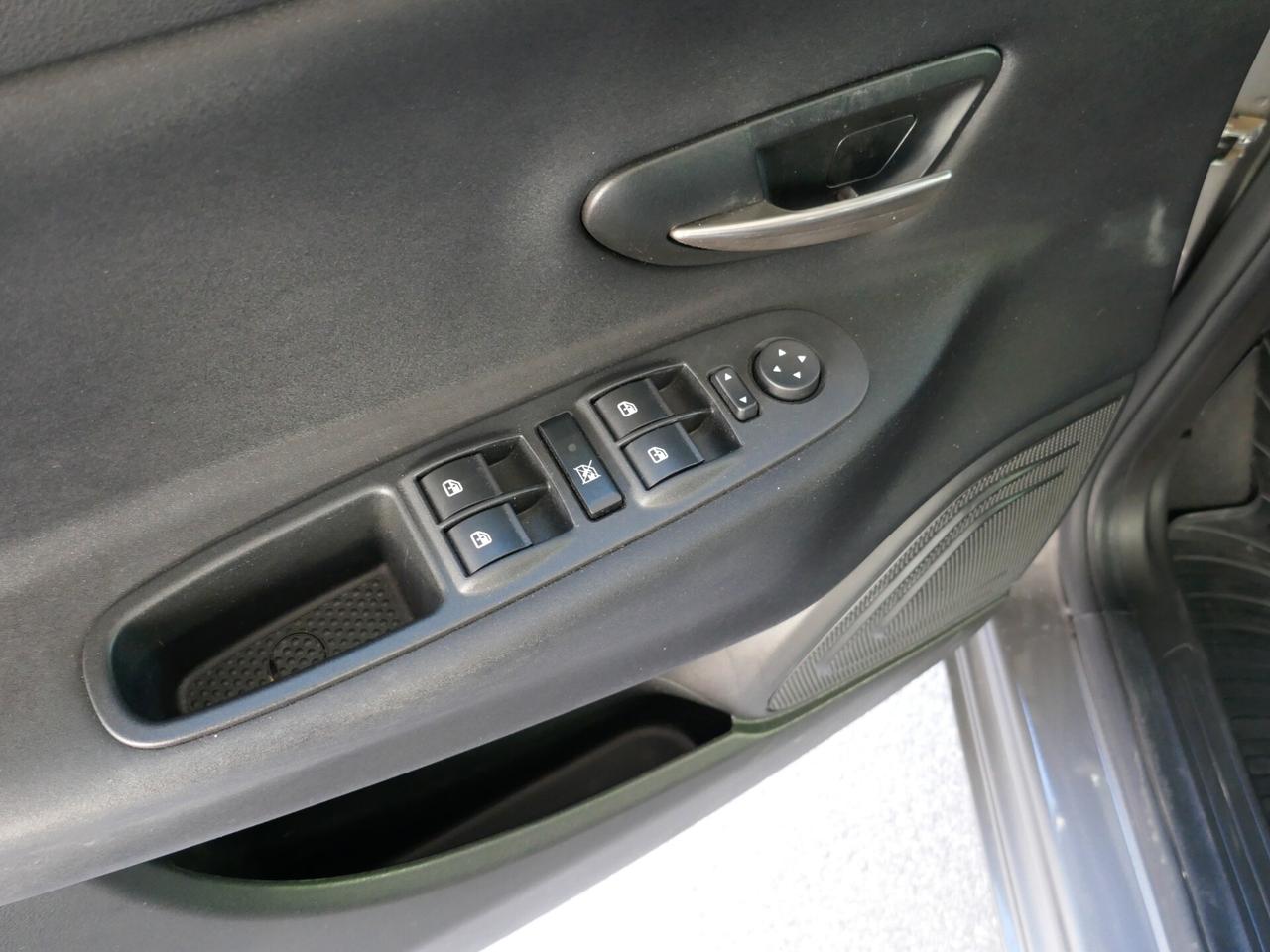 LANCIA YPSILON 1.0 FireFly S&S Hybrid Ecochic Gold KM 51.000