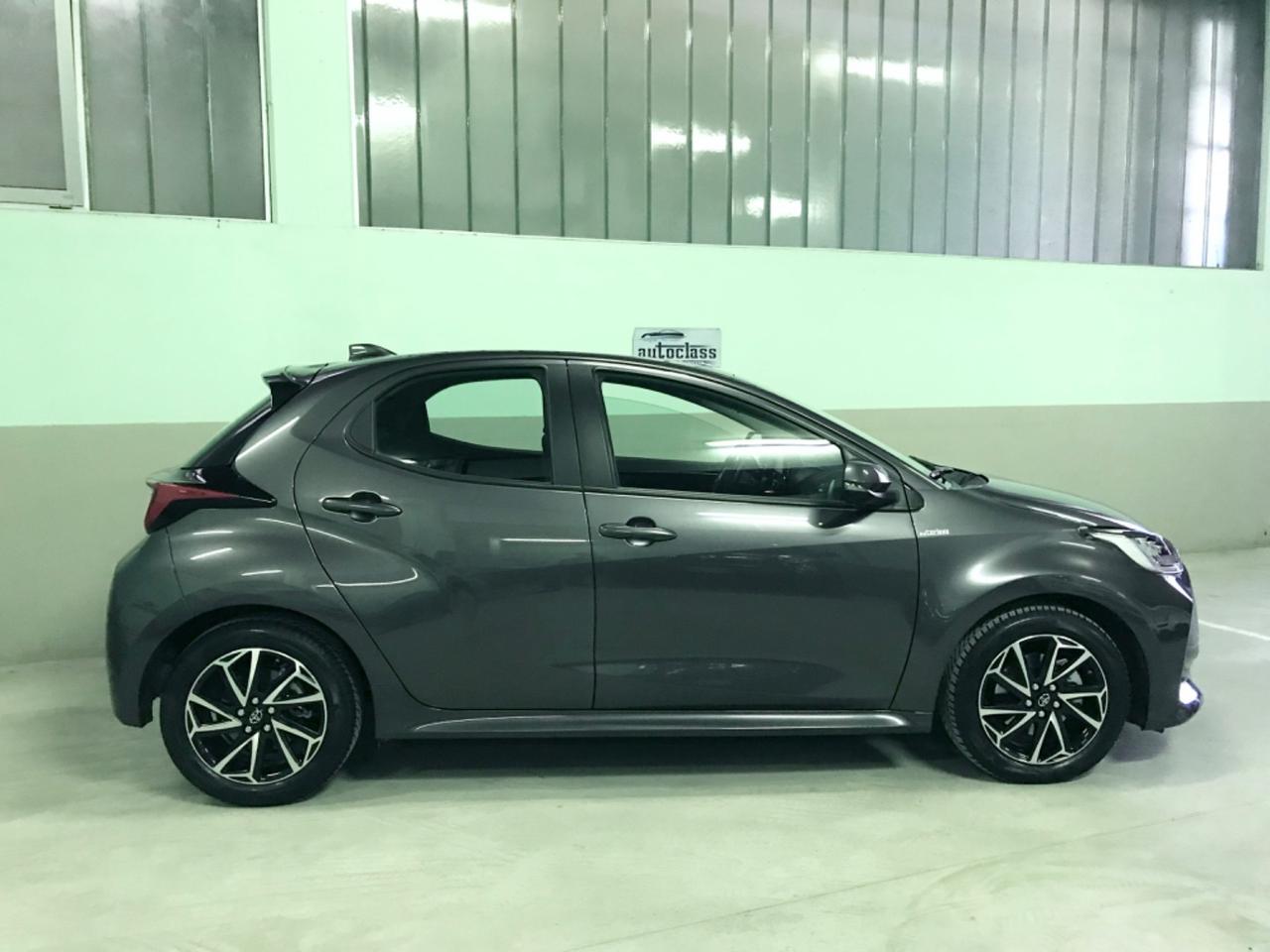Toyota Yaris 1.5 Hybrid 5 porte Trend