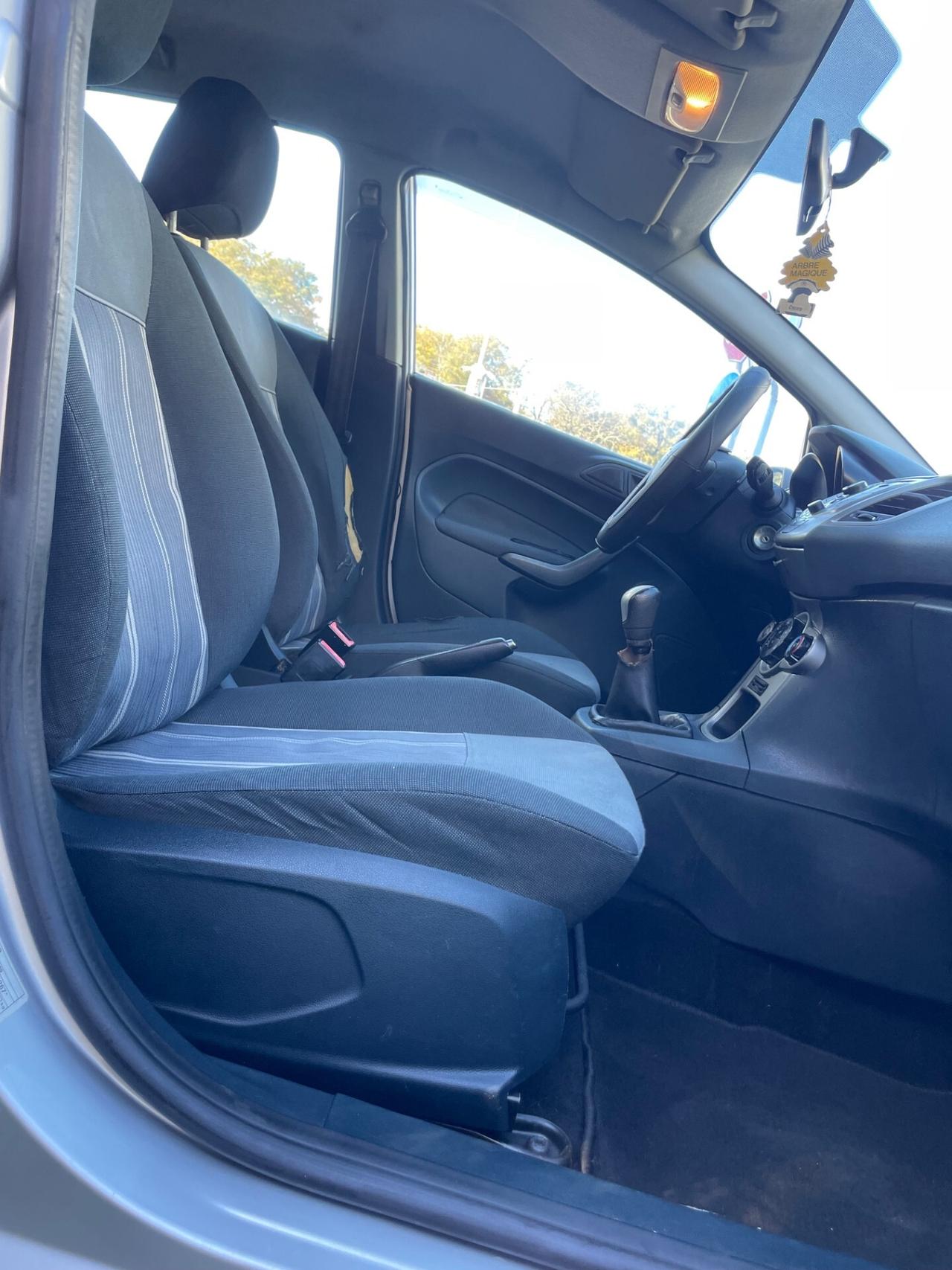 Ford Fiesta 1.4 5 porte Bz.- GPL Titanium