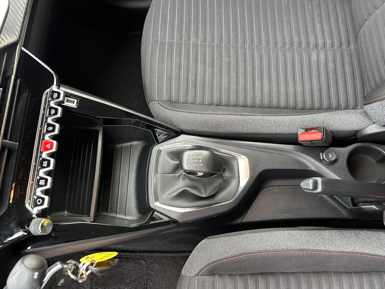 Peugeot 208 1.2 75 CV ( 30.000 KM) PARI AL NUOVO!!!