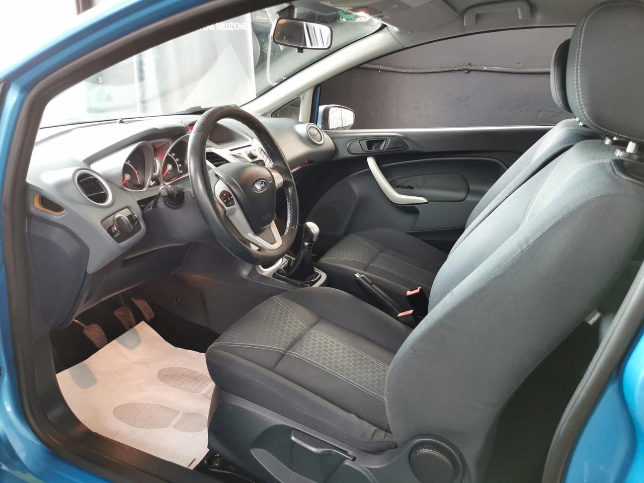Ford Fiesta 1.4 TDCi Titanium GARANZIA 12 MESI