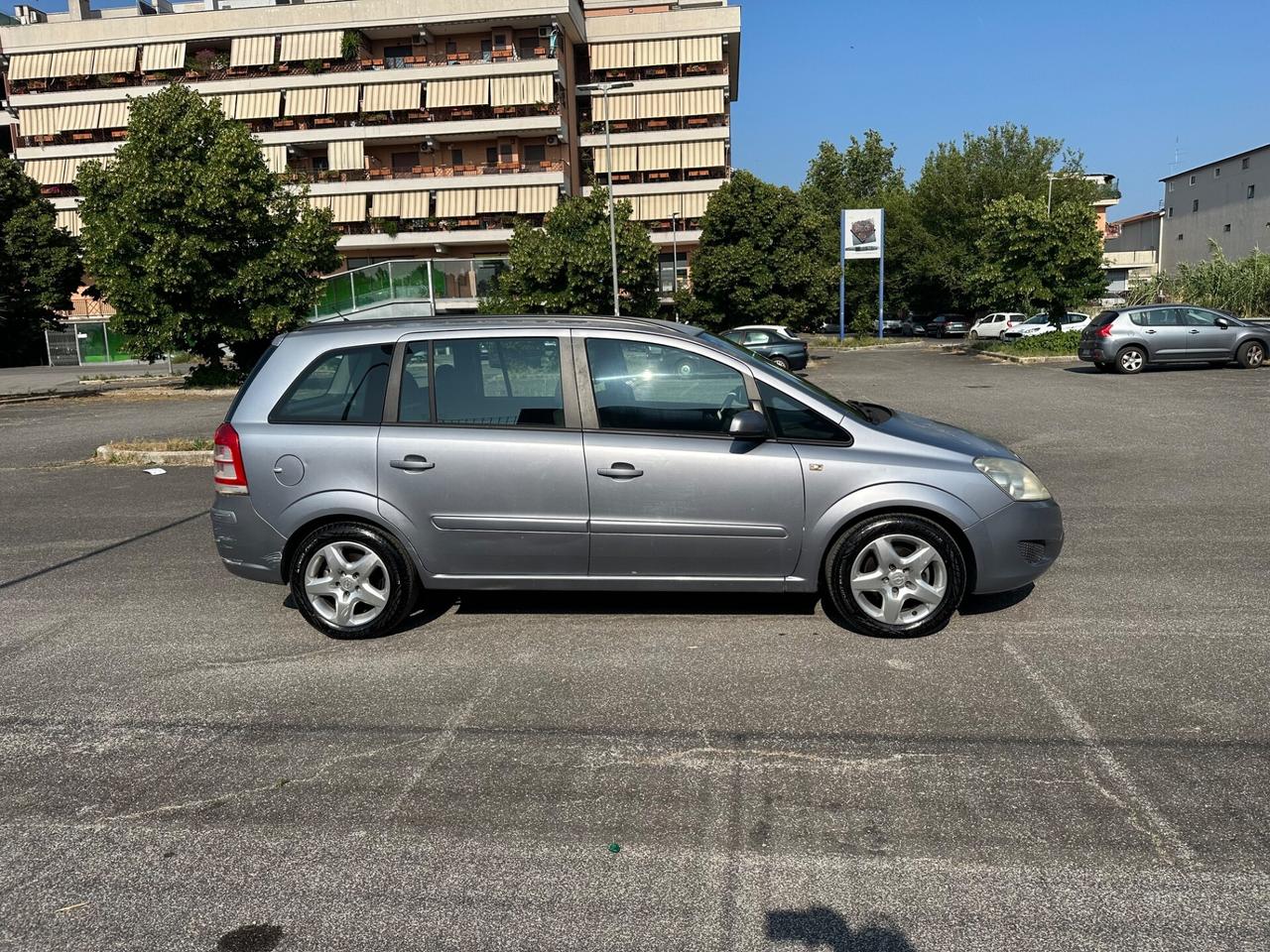 Opel Zafira 1.6 16V ecoM 94CV Cosmo