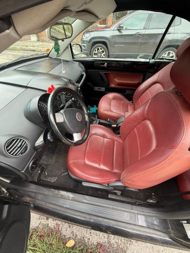 VOLKSWAGEN New Beetle 1.6 Cabrio Edizione limitata RED Edition BORDEAUX