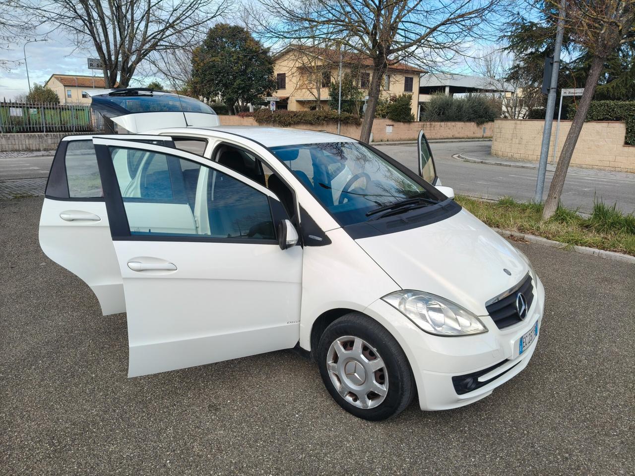 Mercedes classe A 160 SOLAMENTE 83.000 KM