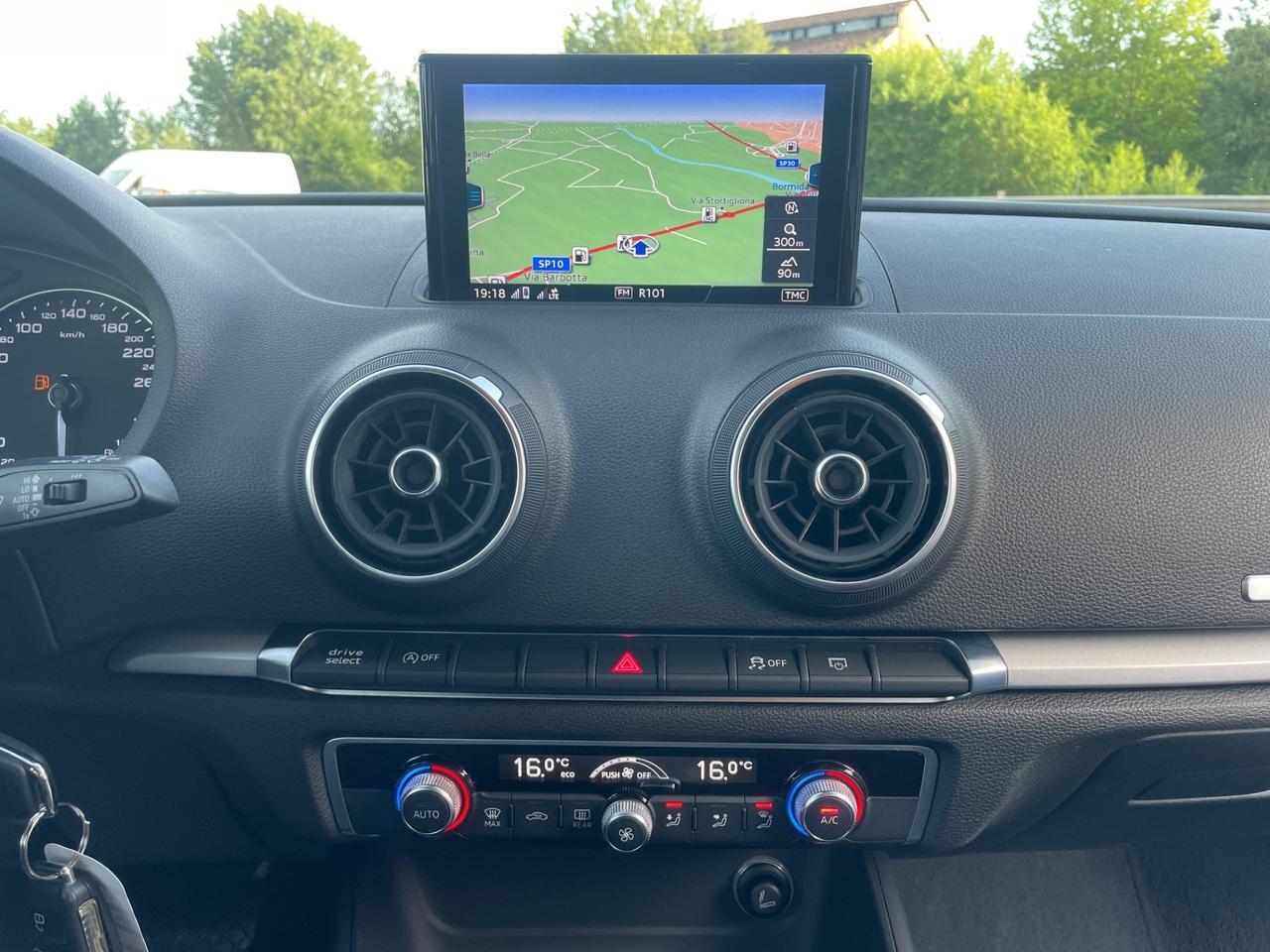 Audi A3 SPB 40 e-tron S tronic Admired