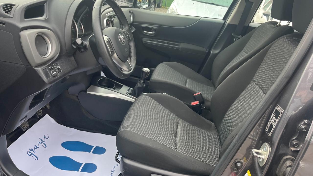 Toyota Yaris 1.0 5 porte neopatentati