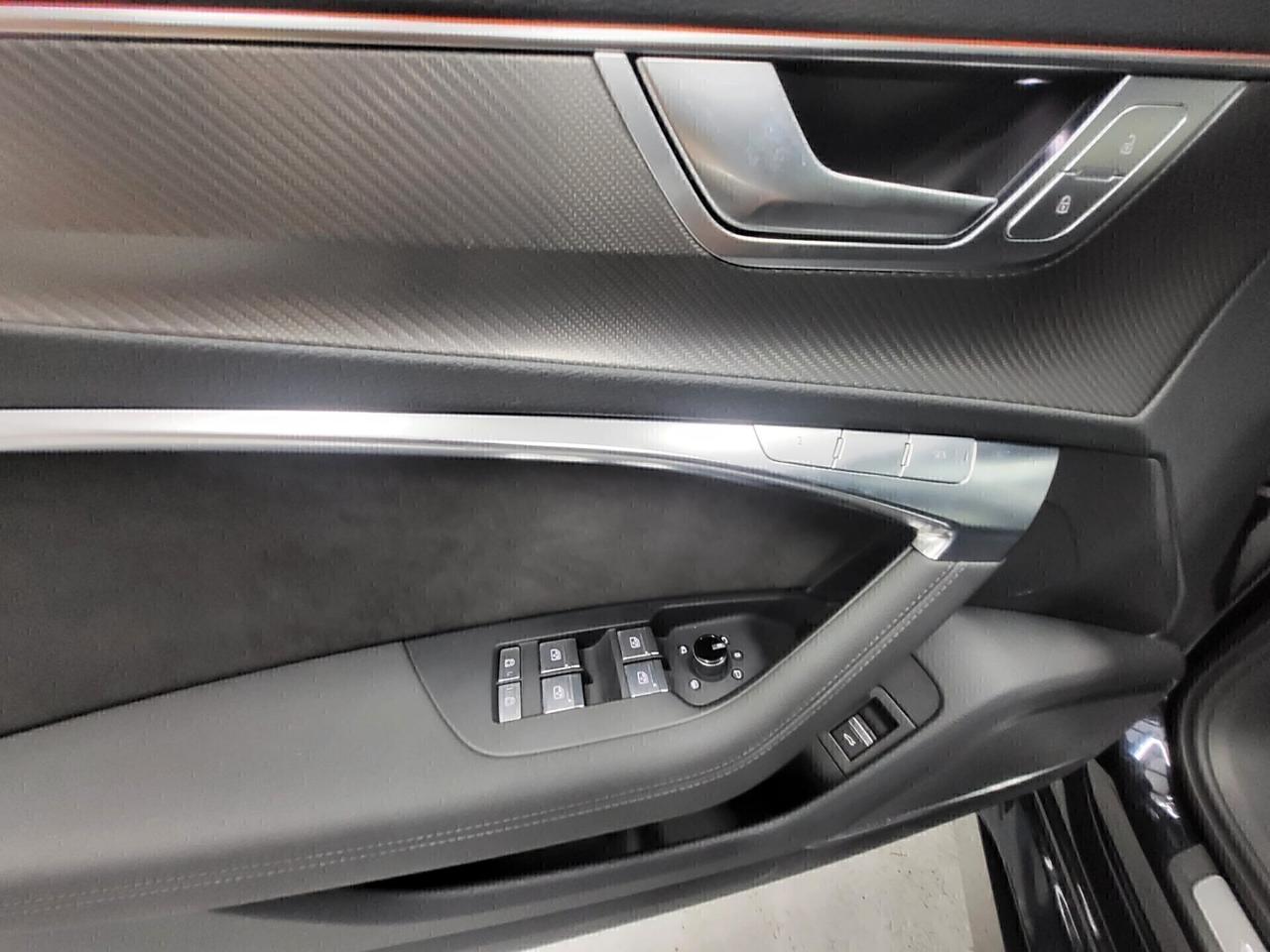 Audi A6 RS 6 Avant 4.0 TFSI V8 quattro tiptronic