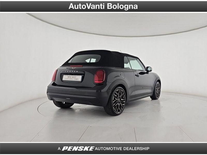 MINI Cooper Mini Cooper Cabrio 2.0 C Favoured auto