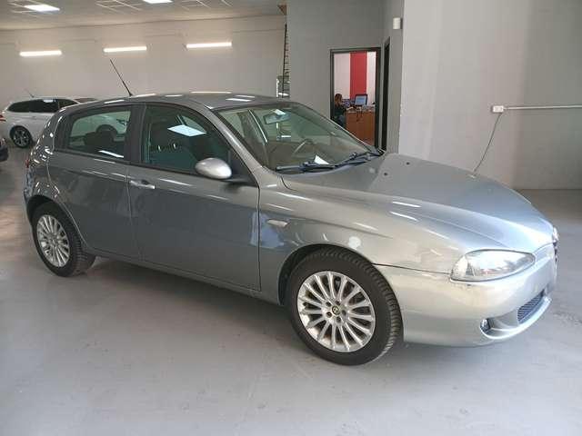 Alfa Romeo 147 147 5p 1.6 ts 16v BlackLine 120cv