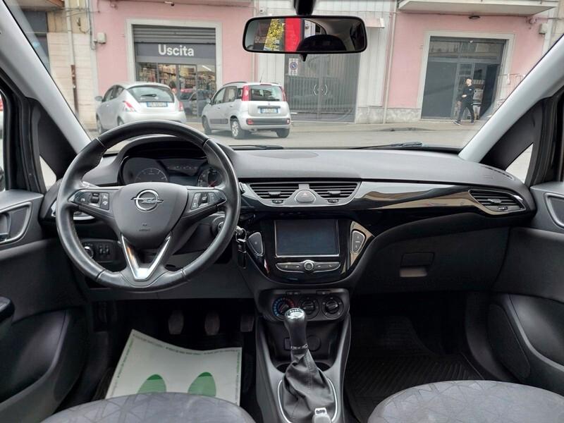 Opel Corsa 1.4 5 porte Black Edition