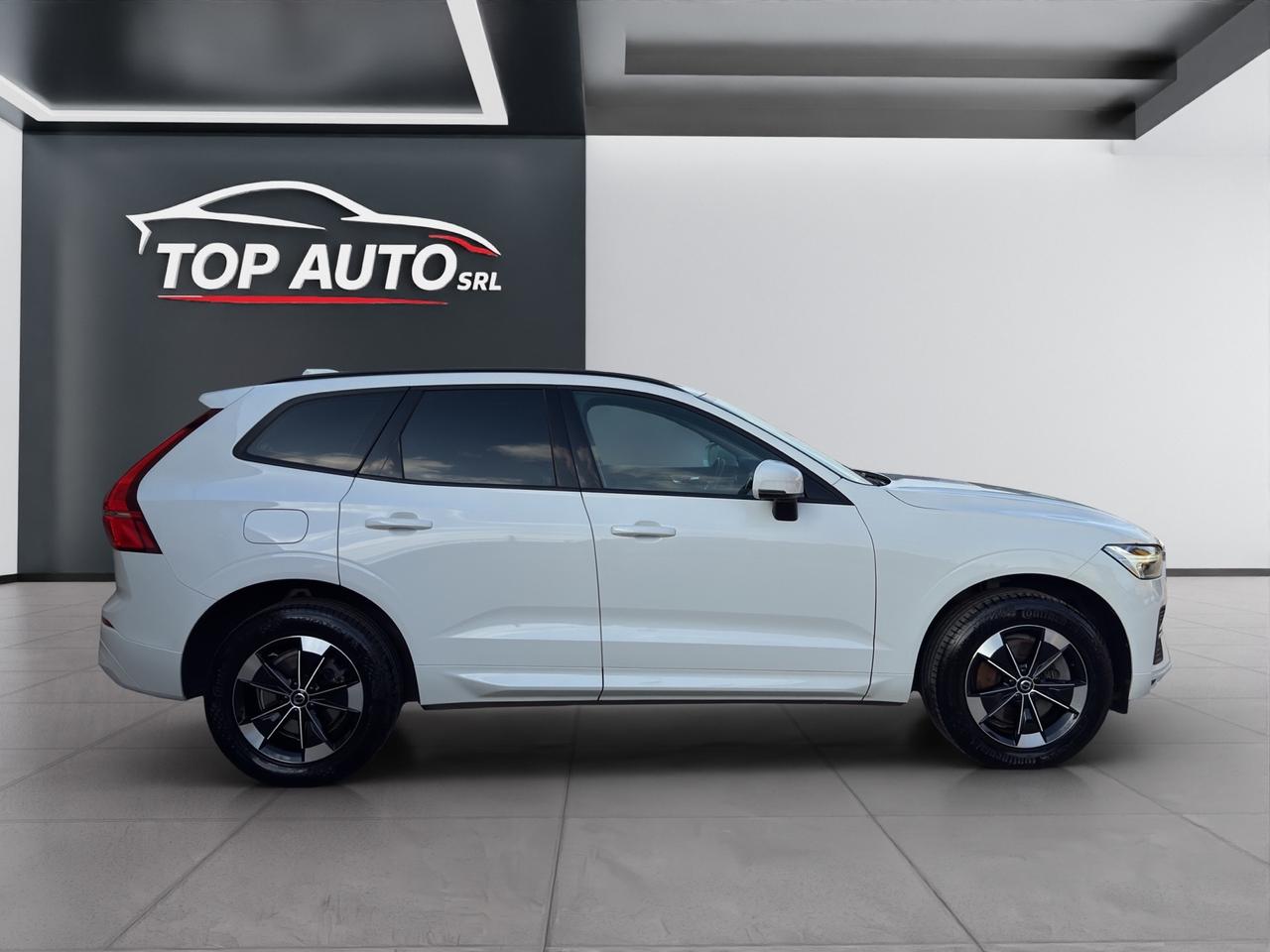 VOLVO XC60 B4 AWD MILD HYBRID MOMENTUM - 2021