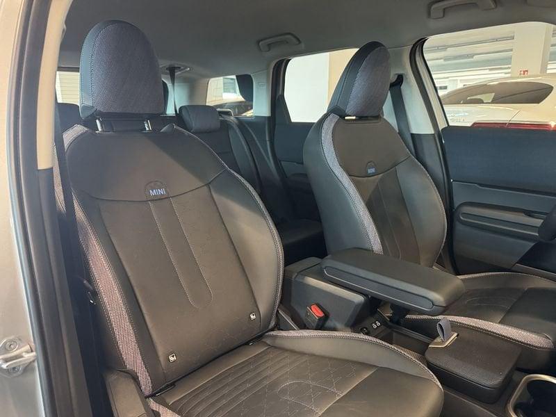 MINI Countryman D 48V Favoured