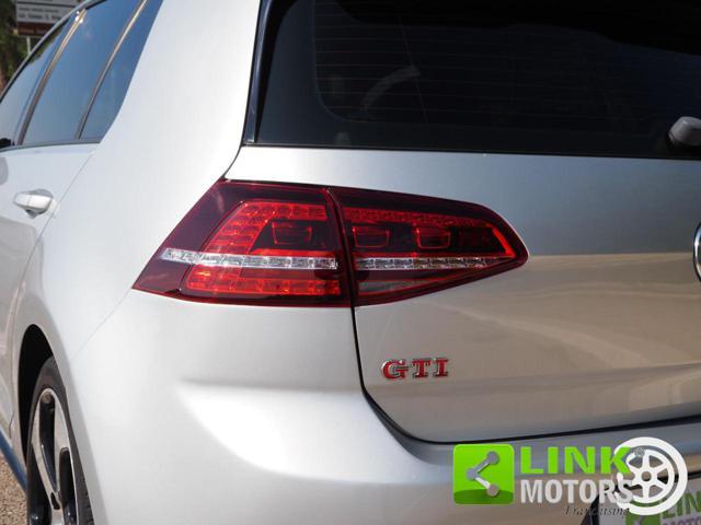 VOLKSWAGEN Golf GTI 2.0 TSI DSG 5p. BlueMotion Technology