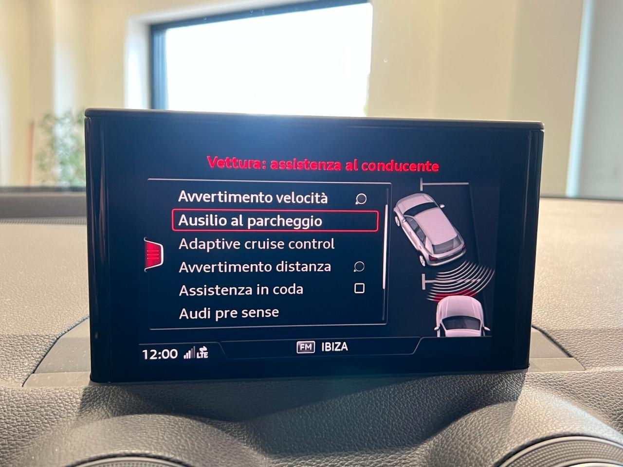 Audi Q2 30 TDI Admired