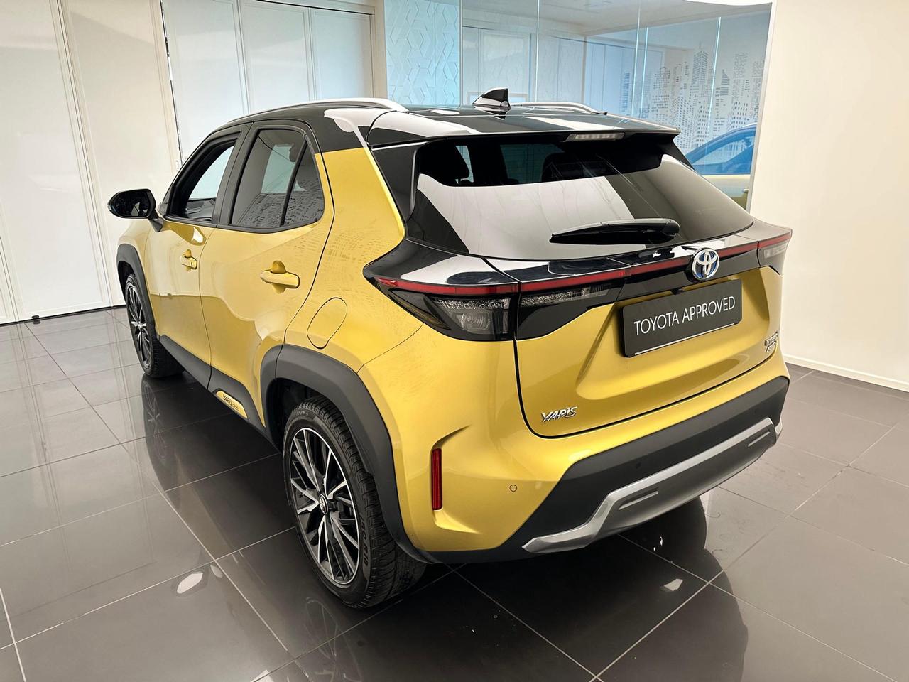 Toyota Yaris Cross 1.5h Premiere awd-i 116cv e-cvt