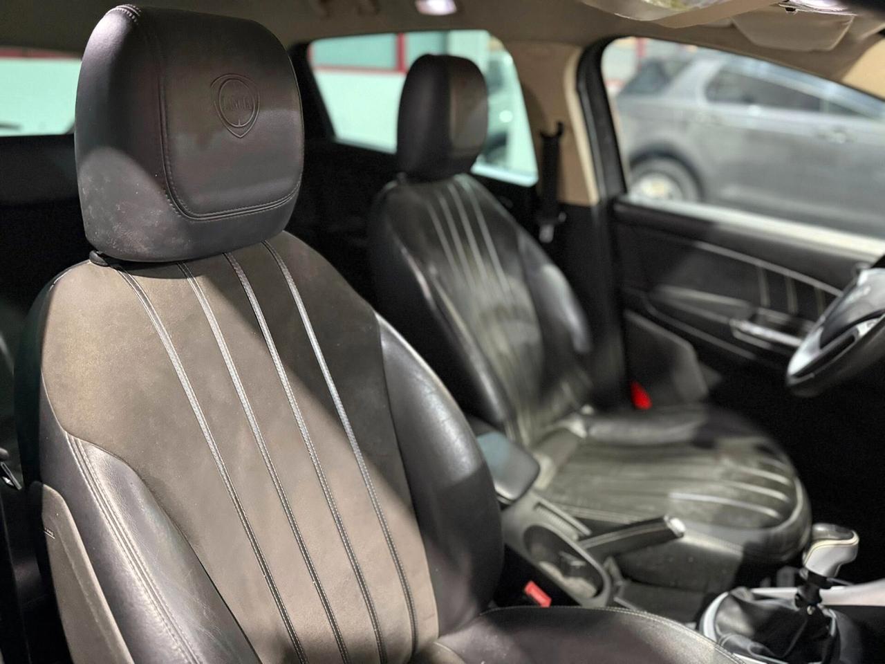 Lancia Delta 1.6 Mjt 120cv Oro 2011