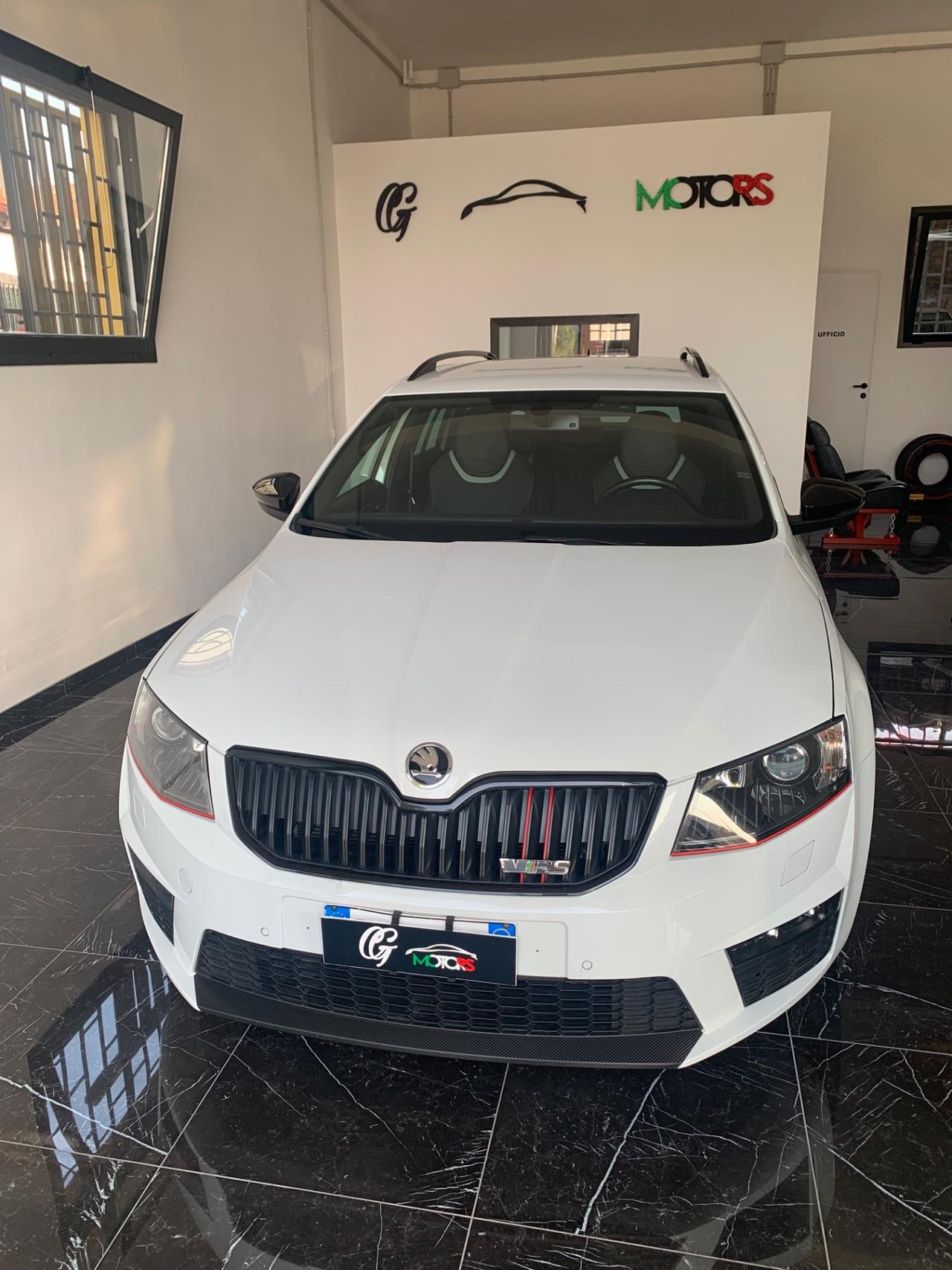 Skoda Octavia 2.0 TDI DSG Wagon RS
