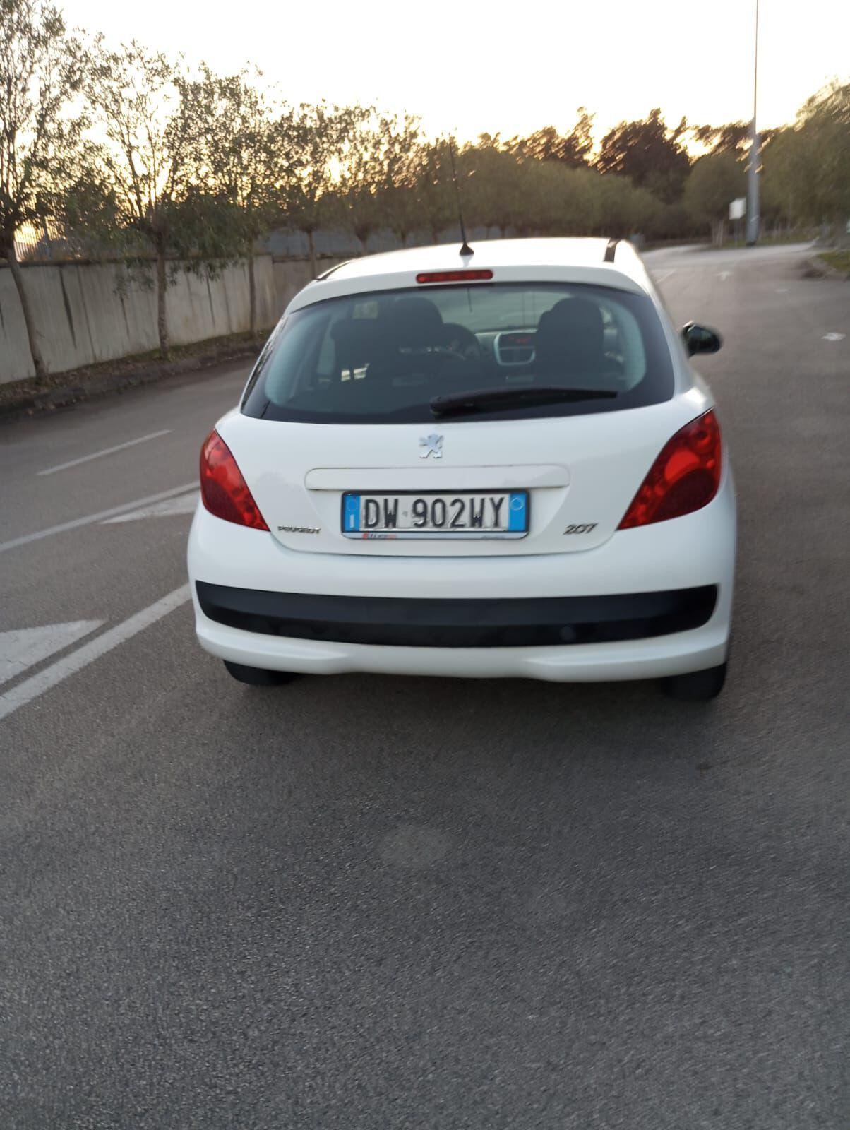Peugeot 207 1.4 8V 75CV 3p. Energie Sport ECO GPL
