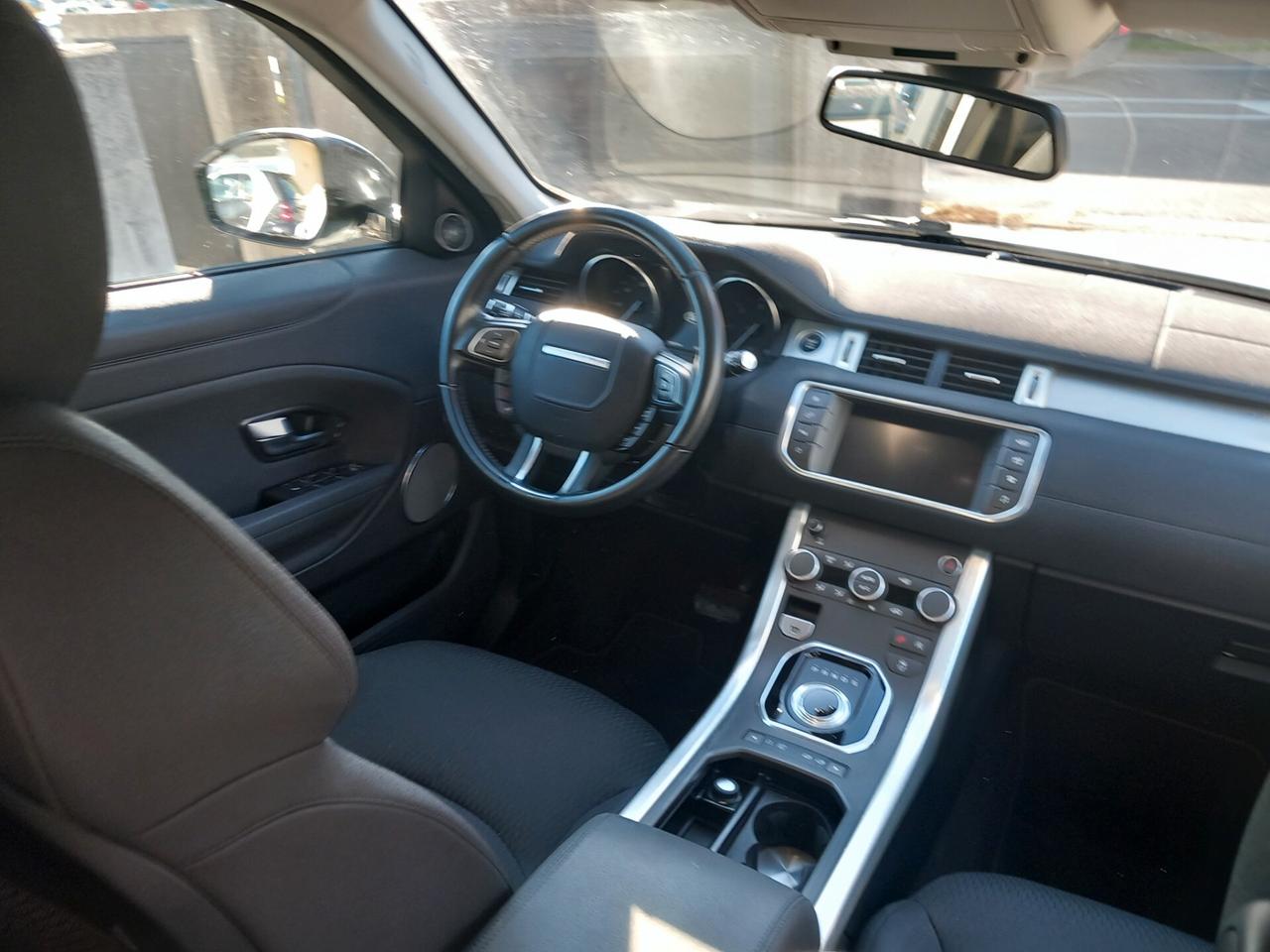 Land rover Evoque 2.0 td 4 PURE cambio automatico TUA a € 199 mese