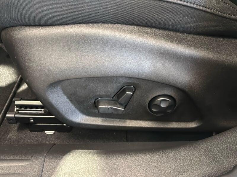 Jeep Compass e-Hybrid 1.5 Turbo MHEV T4 96kW Summit DDCT