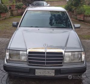 MERCEDES W124 200E BERLINA 1992 FASCIONATA
