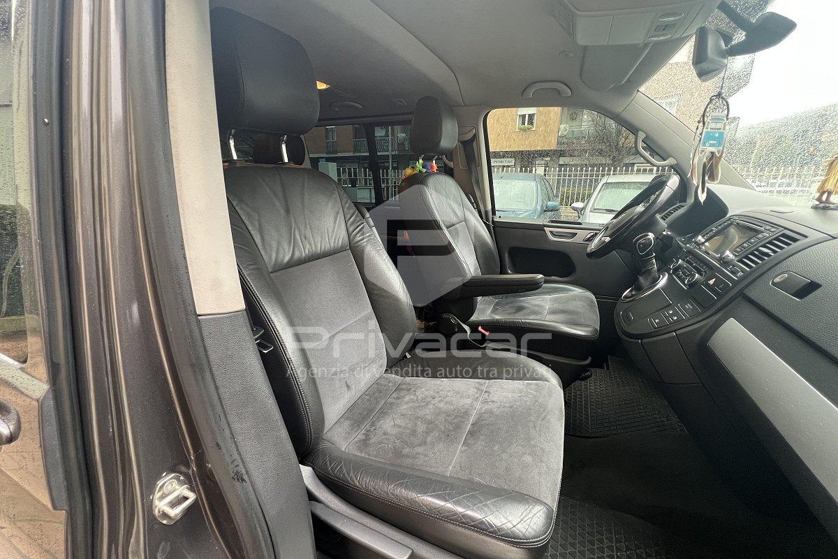 VOLKSWAGEN Multivan 2.0 BiTDI 180CV DSG 4 Motion Comfortline