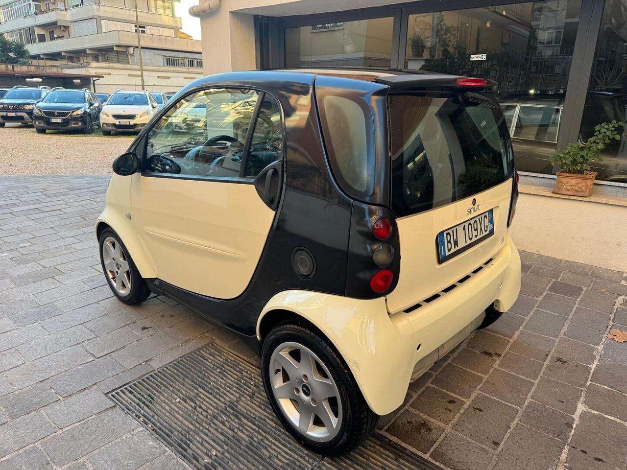 SMART Fortwo 800 coupe Passion CDI