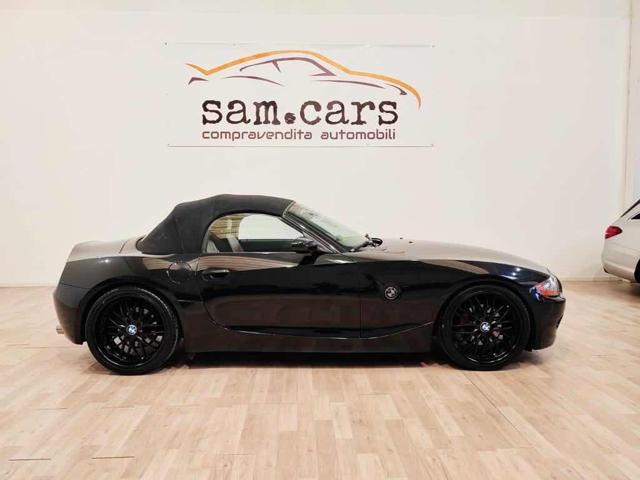 BMW Z4 3.0i MANUALE ASI PELLE ROSSA