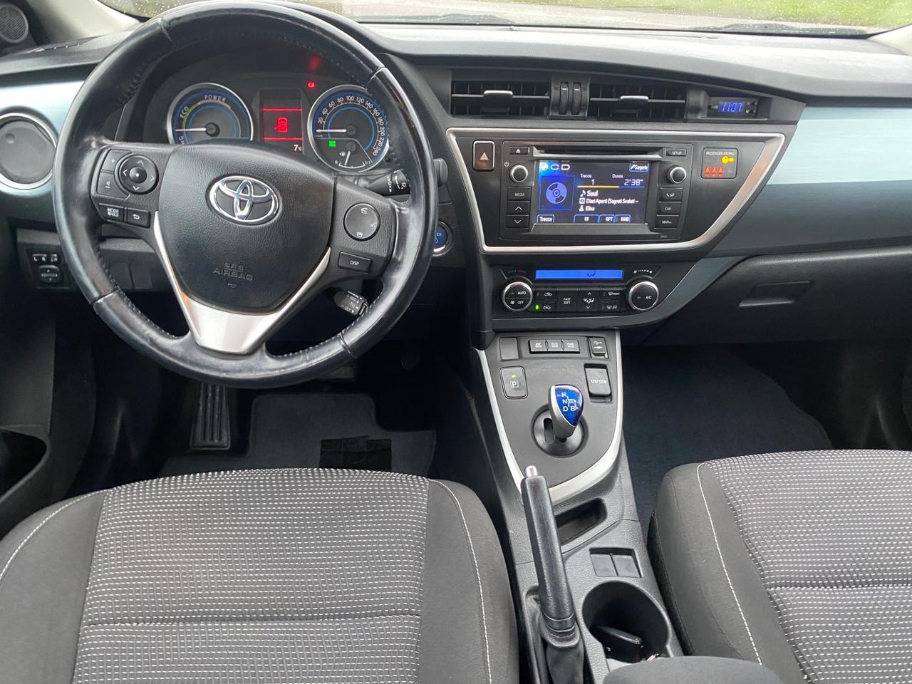 Toyota Auris Touring Sports 1.8 Hybrid Lounge